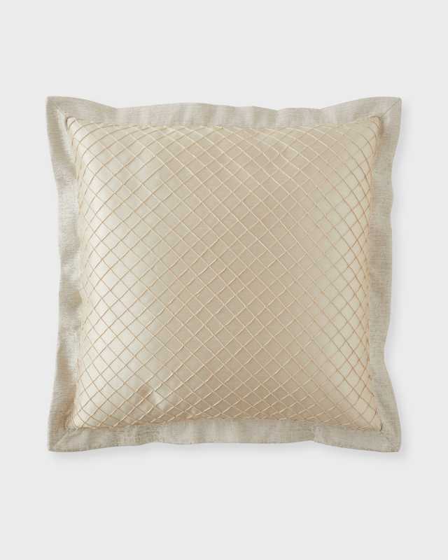 Giselle Diamond Pillow